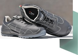 Як правильно доглядати за спецвзуттям?